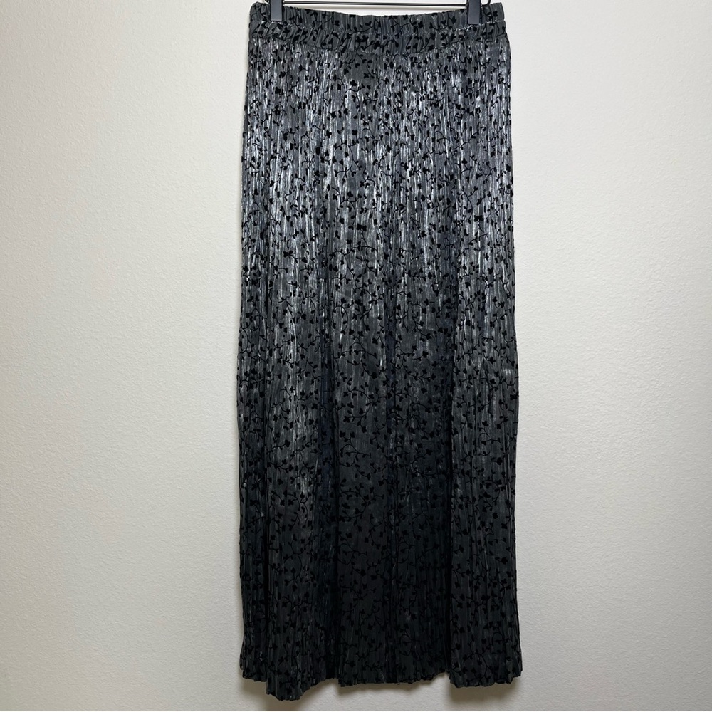 VTG 90s Stonebridge Women Whymsigoth Skirt Medium Silver Velvet Floral Vamp Mood - Picture 6 of 9